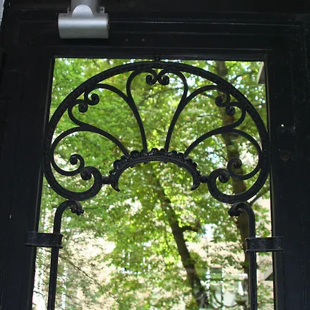 Seifert Am Kurfuerstendamm