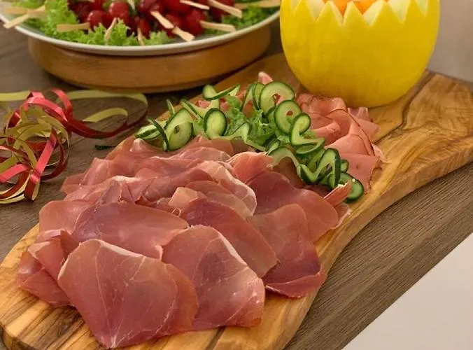 سايفرت آم كورفورستندام فندق 3*