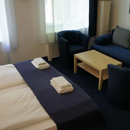 Seifert Am Kurfuerstendamm 3*