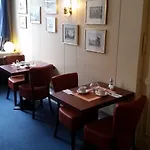 Seifert Am Kurfuerstendamm