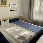 Seifert Am Kurfuerstendamm