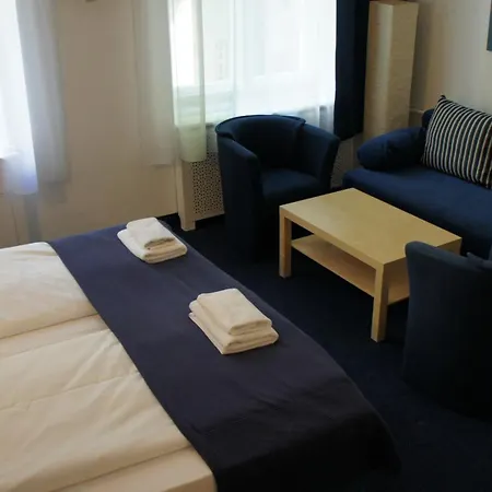 Seifert Am Kurfuerstendamm 3*
