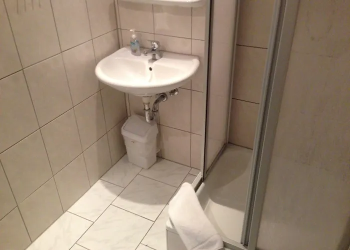 Seifert Am Kurfürstendamm 3*